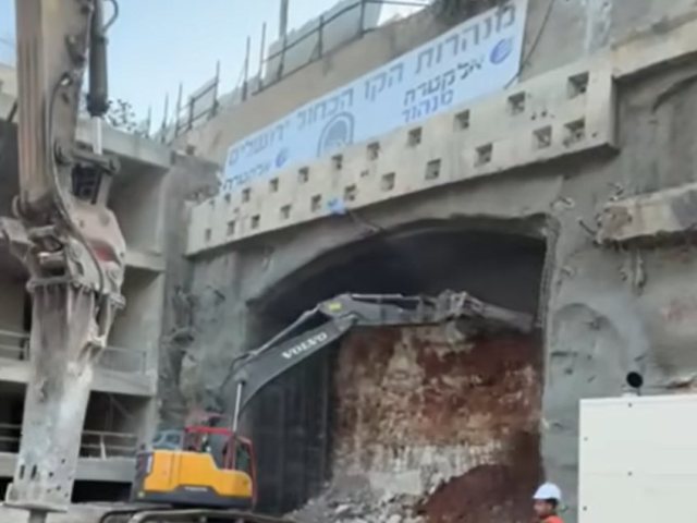 כריית המנהרה | מקור: עמוד הפייסבוק "שבתשתיות – ביצוע פרויקטים בתחבורה"