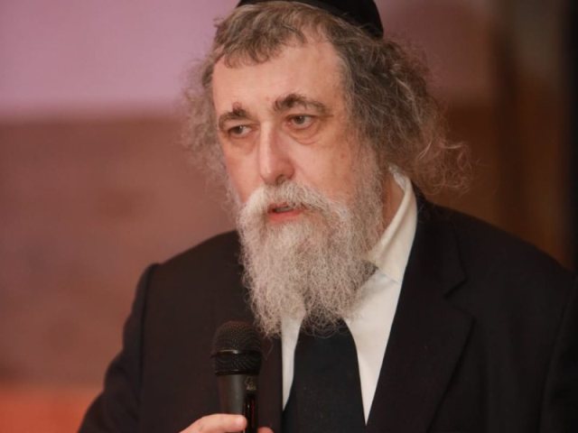 הרב יצחק שפירא. יחצ