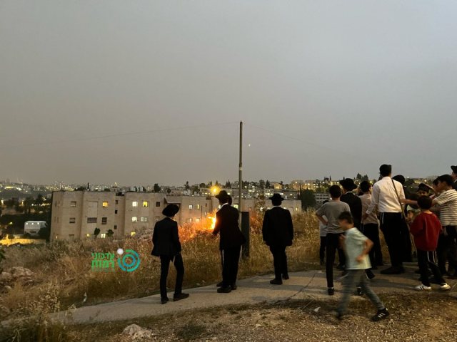 המוקד שהציתו ילדים שוב ברח' שיבת ציון (עדכוני רמות)