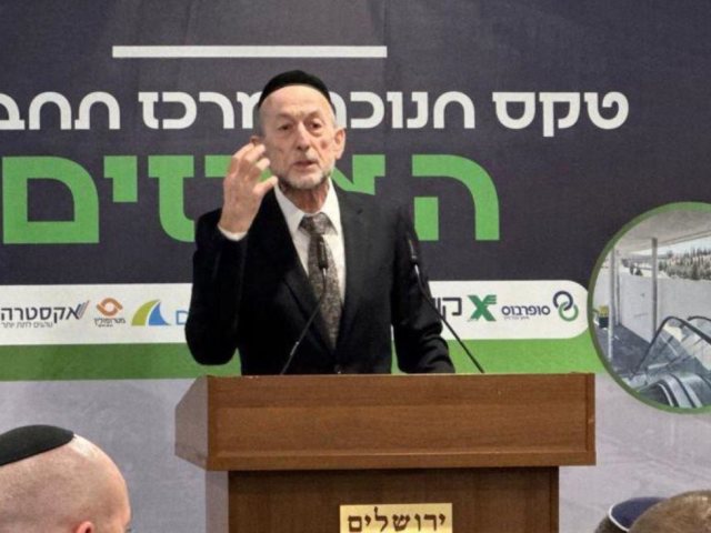 אורי מקלב