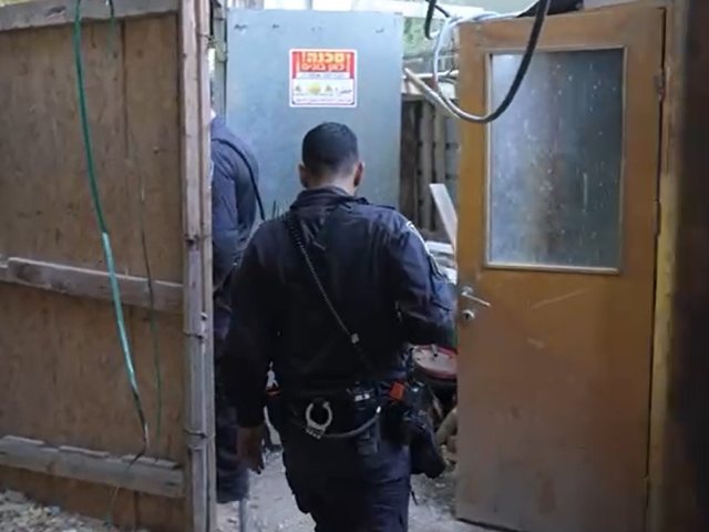 תפיסת שב"חים. צילום: דוברות המשטרה