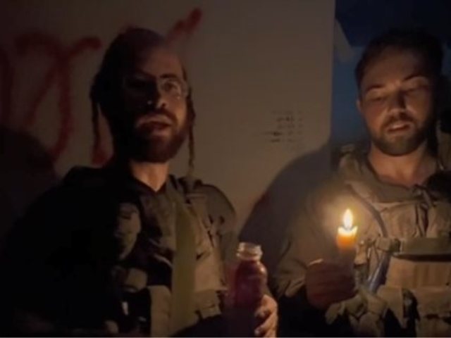 רס"ן יהודה ויצמן עורך הבדלה בעזה