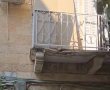 האסון הבא? מרפסת רעועה בלב ירושלים עלולה לקרוס בכל רגע | צפו