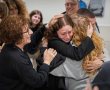מירב טל ששוחררה אמש משבי החמאס התאחדה עם בני המשפחה 