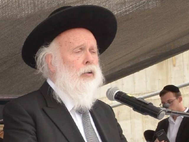 הרב שמואל רבר. צילום: שוקי לרר