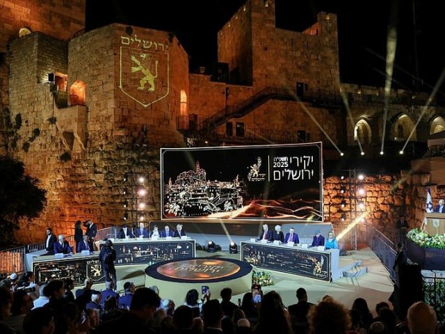 טקס יקירי ירושלים - הפעם ללא חרדים (צילום: ארנון בוסאני)