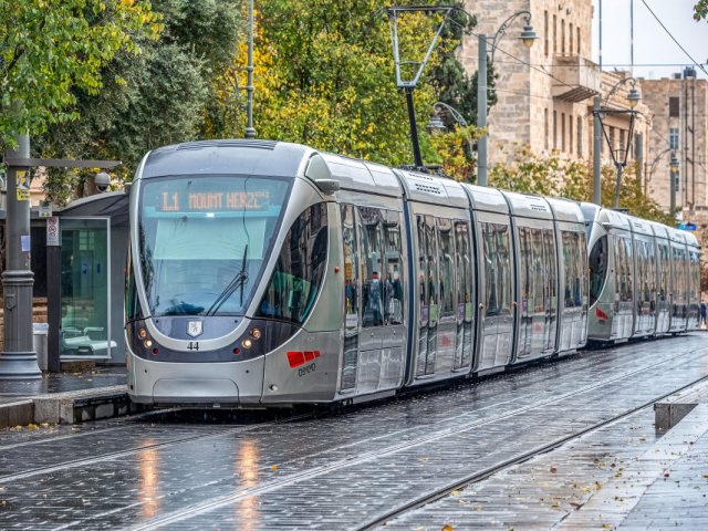 הרכבת הקלה בירושלים | shutterstock