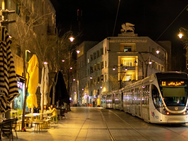 הרכבת הקלה בירושלים | shutterstock