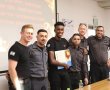 דור חדש של לוחמי אש: 18 מתנדבים צעירים מצטרפים לתחנת הכיבוי באשדוד